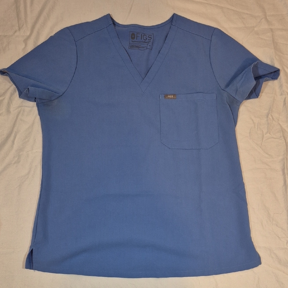 M/R Ciel Blue, Catarina Style FIGS Women's Scrub Top.